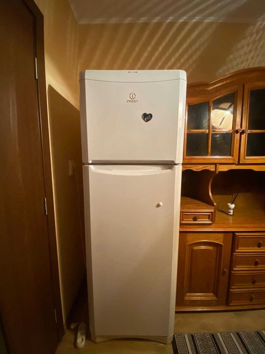 Frigider Indesit