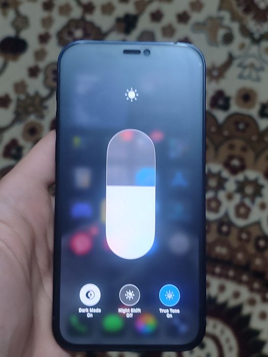 Iphone 12 64/85% ideal holatda