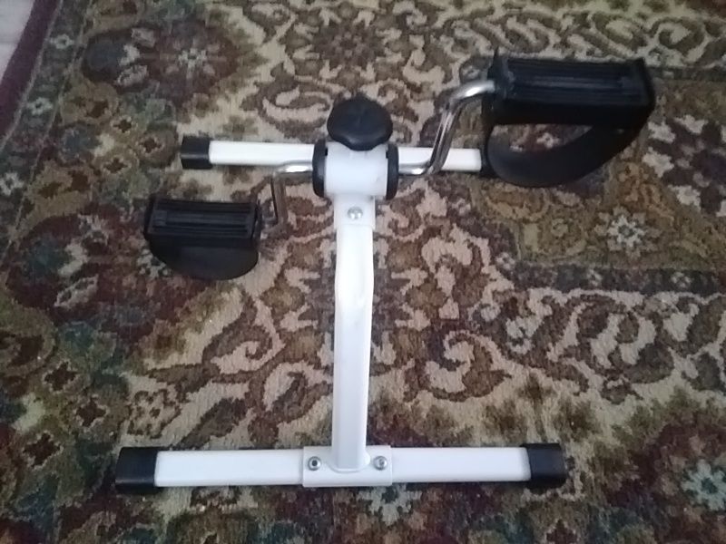 Тренажёр для ног и рук новый