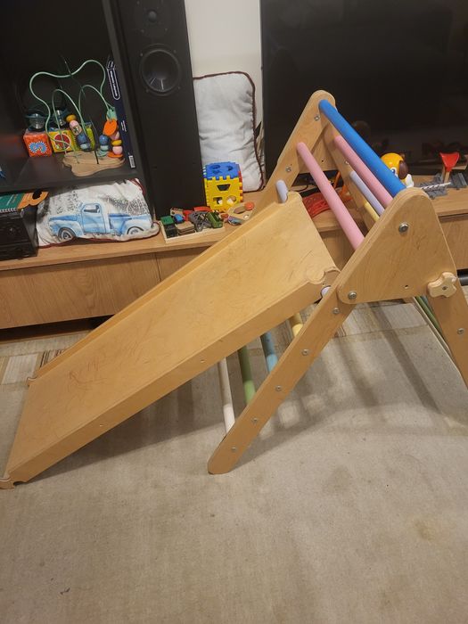 Триъгълник на Пиклер и рампа за катерене/пързалка