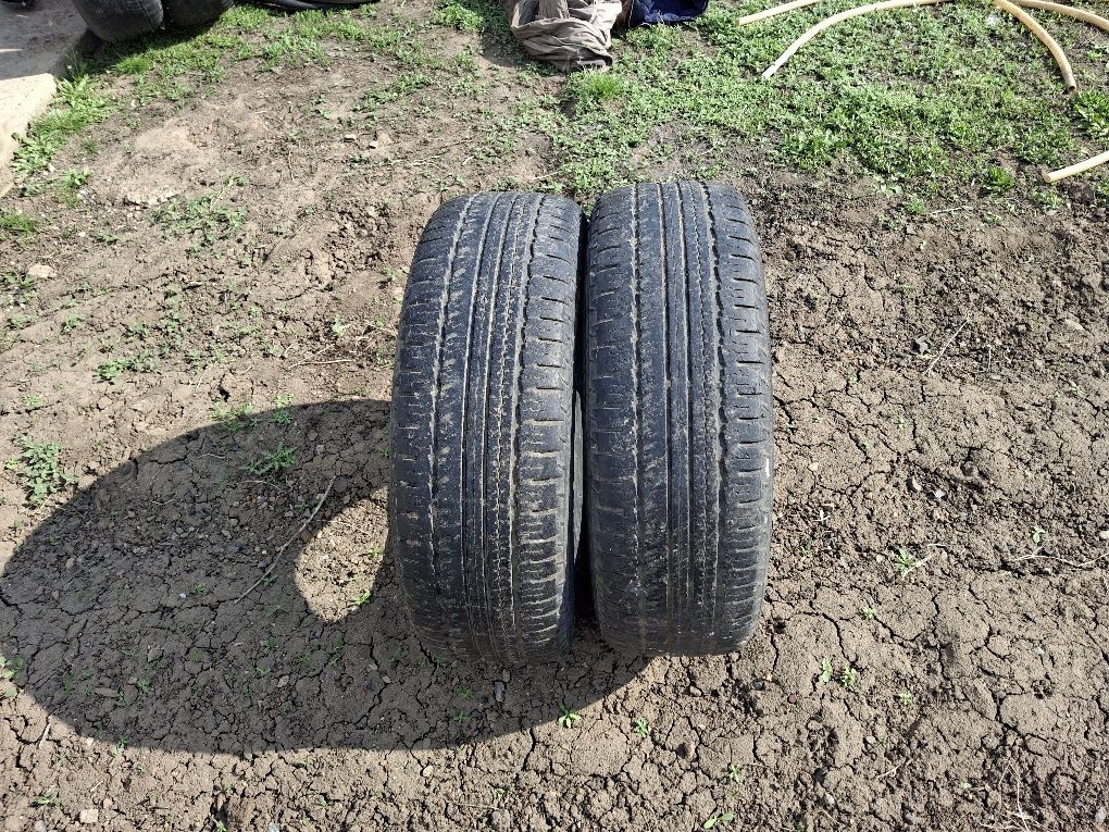 Шины для автомобиля-225/70 R16