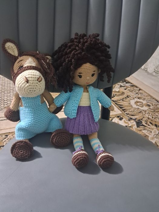 Продам вязанных кукол.
