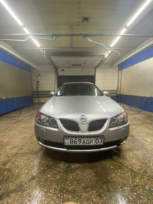 Продам Альмеру .