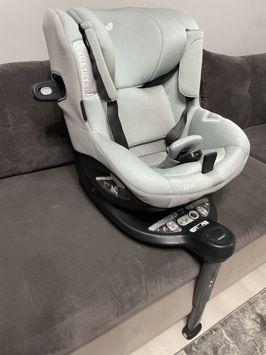 Scaun auto pentru copii