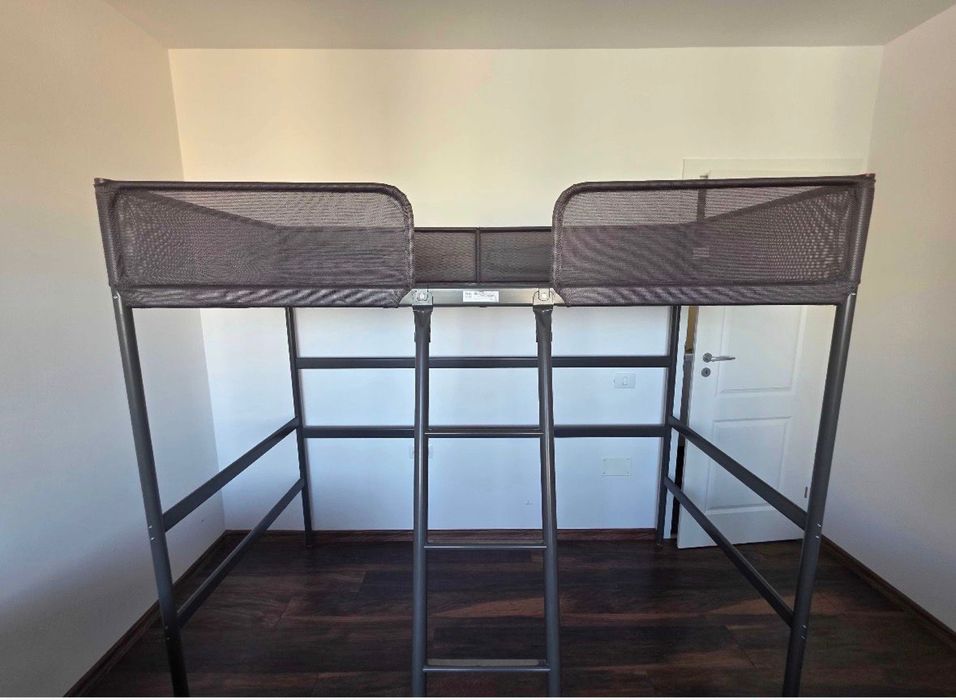 Pat Ikea 90*200 in stare foarte buna