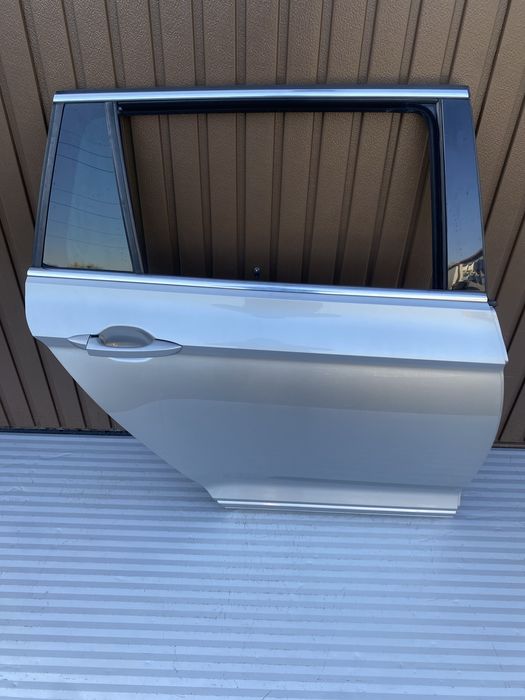 Usa dr spate combi vw Passat B8 cod culoare LB7W (Impecabila)2015-2020