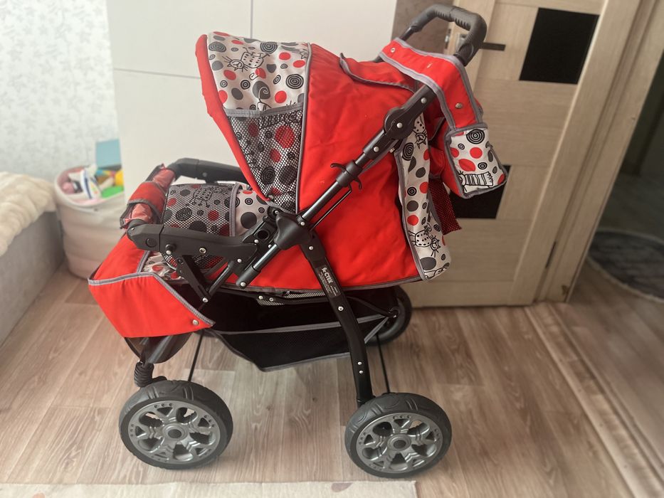 Продается коляска в отличном состоянии