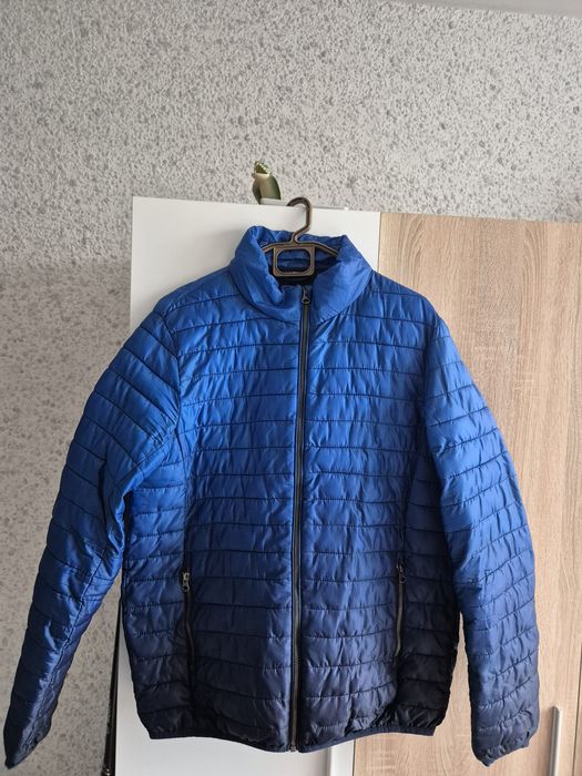 Мъжко олекотено яке