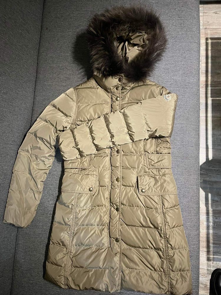 Moncler  естествен пух