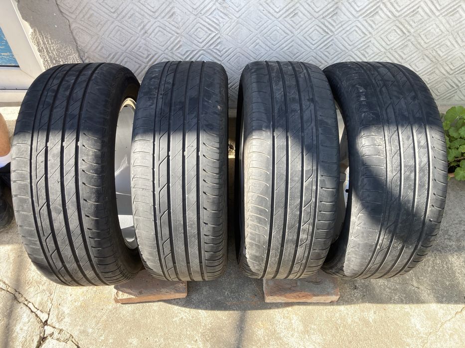 Anvelope vara Bridgestone 225/55/R17