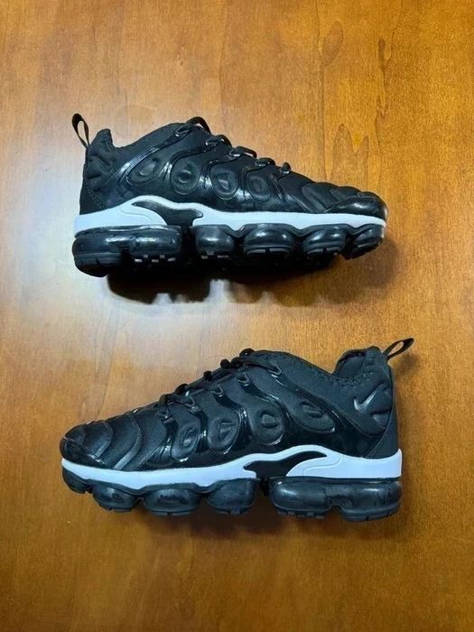 Nike Air Vapormax 43 noi/new