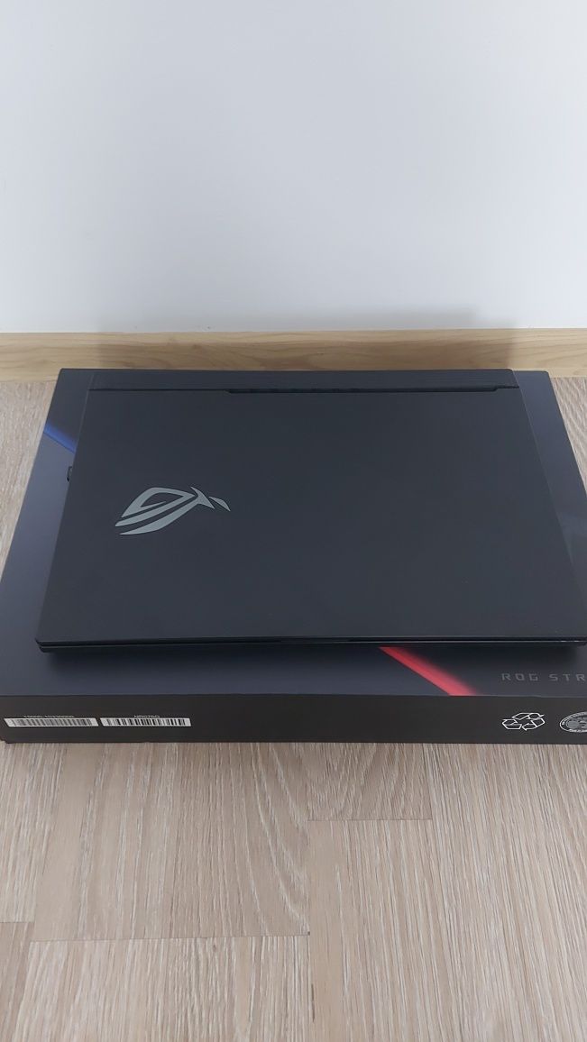Laptop Gaming ROG Strix G17 Impecabil