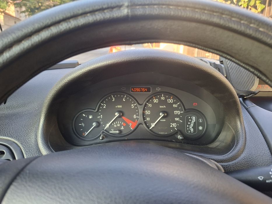 Peugeot  206,Cutie automata
