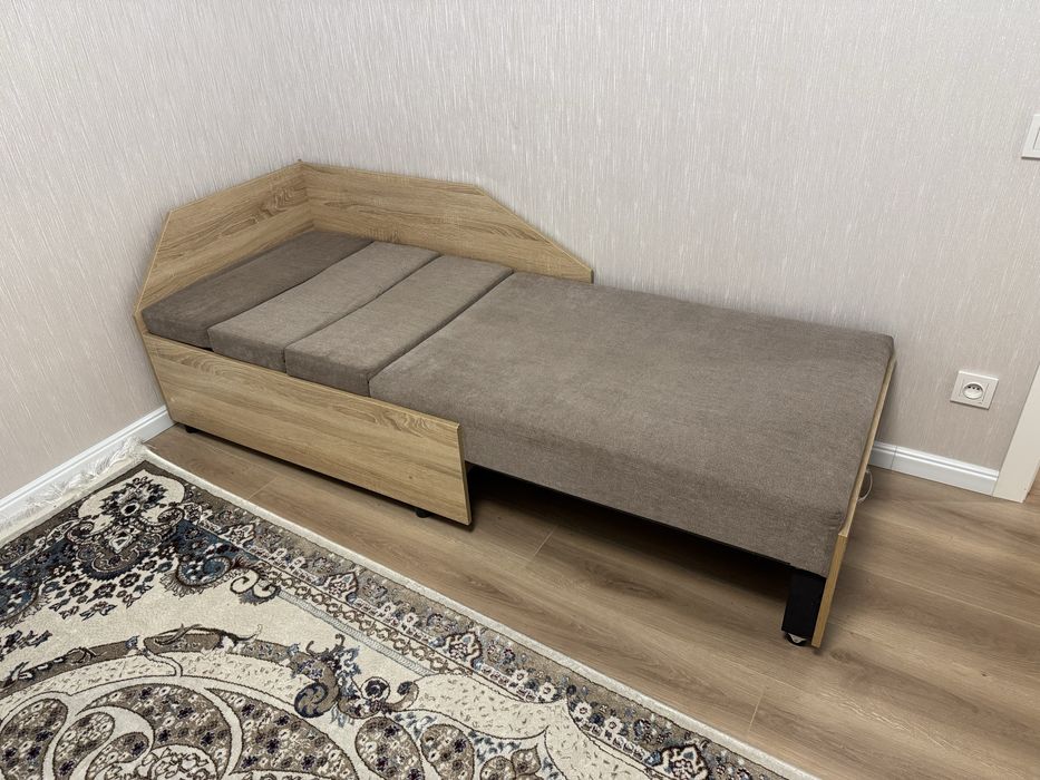 Продам кубик кровать