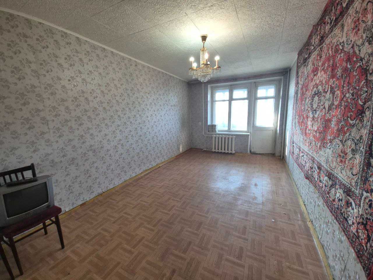 Продается 3-комн квартира (маг Юбилейный)
