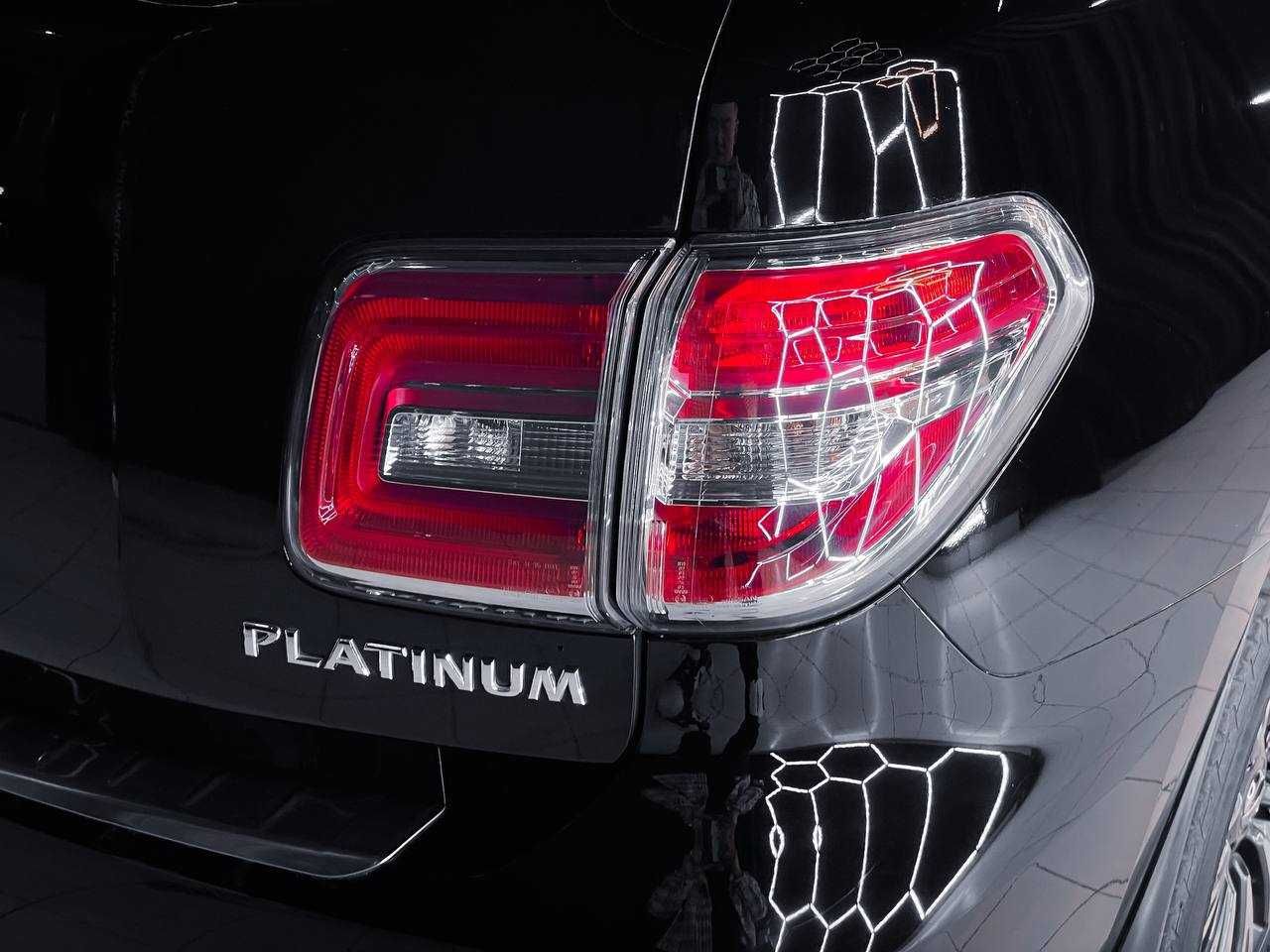 Продаётся автомобиль Nissan Patrol Platinum максимальной комплектации