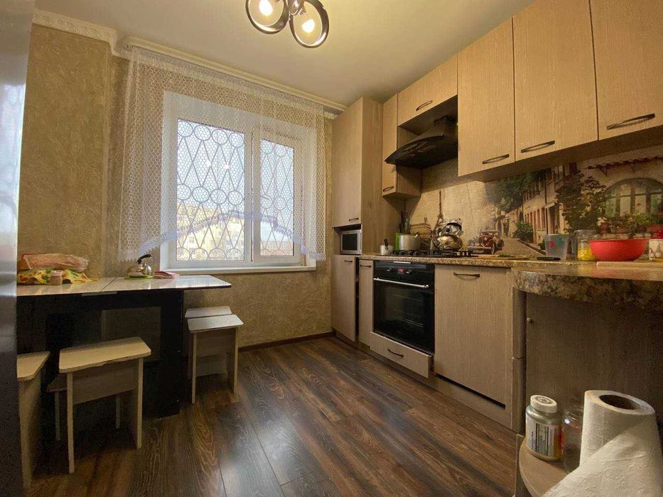 Продажа 3-комнатной квартиры, 8 МКРН 2Д