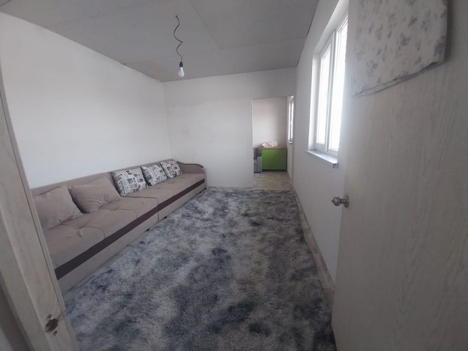 Времянка сатылады улкен уйдин фундаментимен