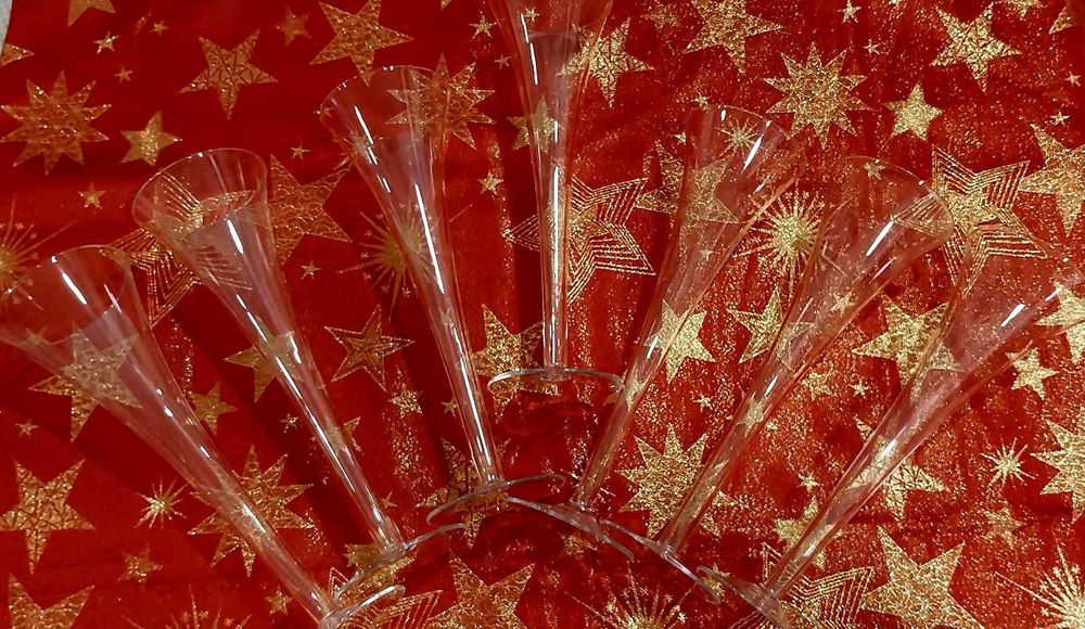 Стъклени чаши за пенливи напитки