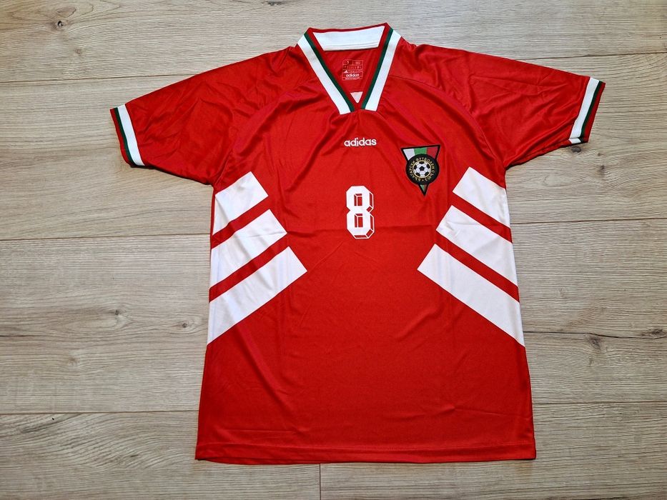 Футболна фланелка на Христо Стоичков България САЩ94 ретро модел!!!