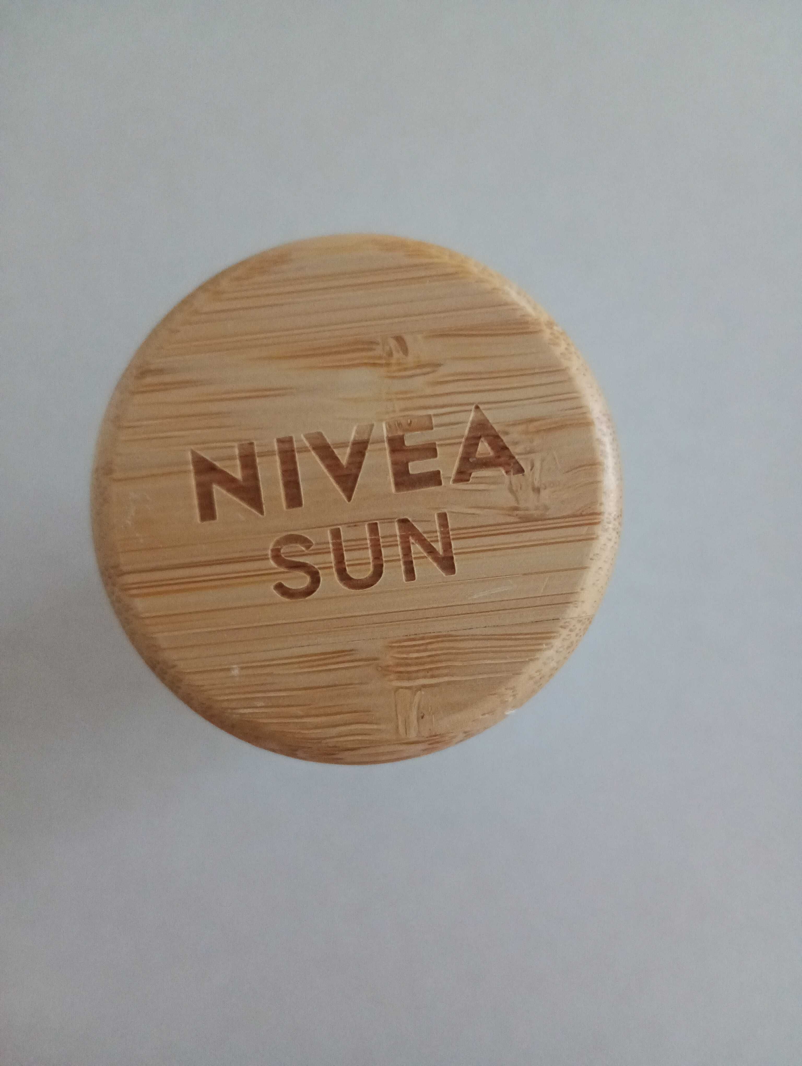 Бутилка за вода Нивеа/ Nivea