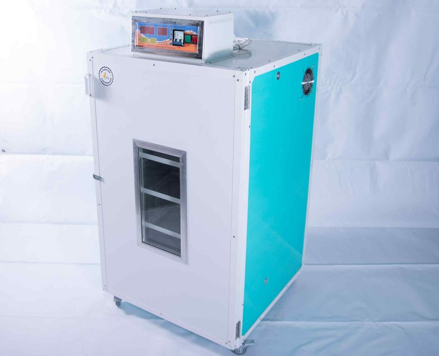 Инкубатори за птици