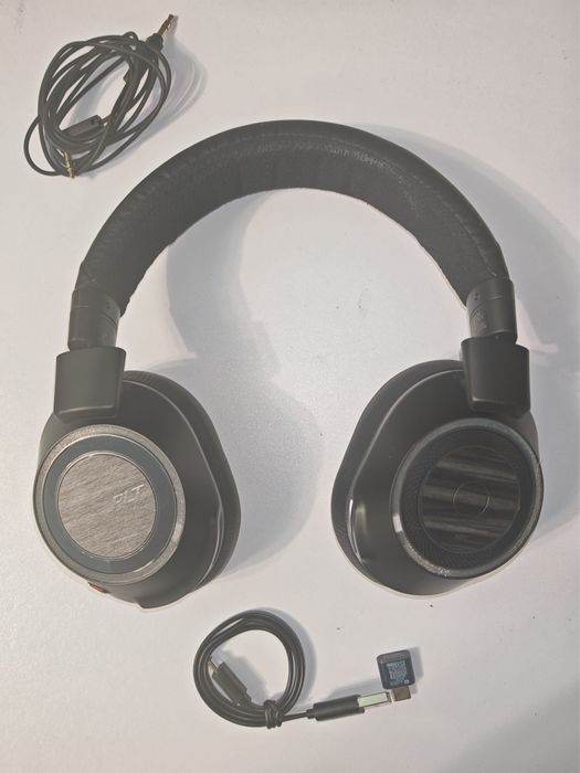 Plantronics Voyager B8200