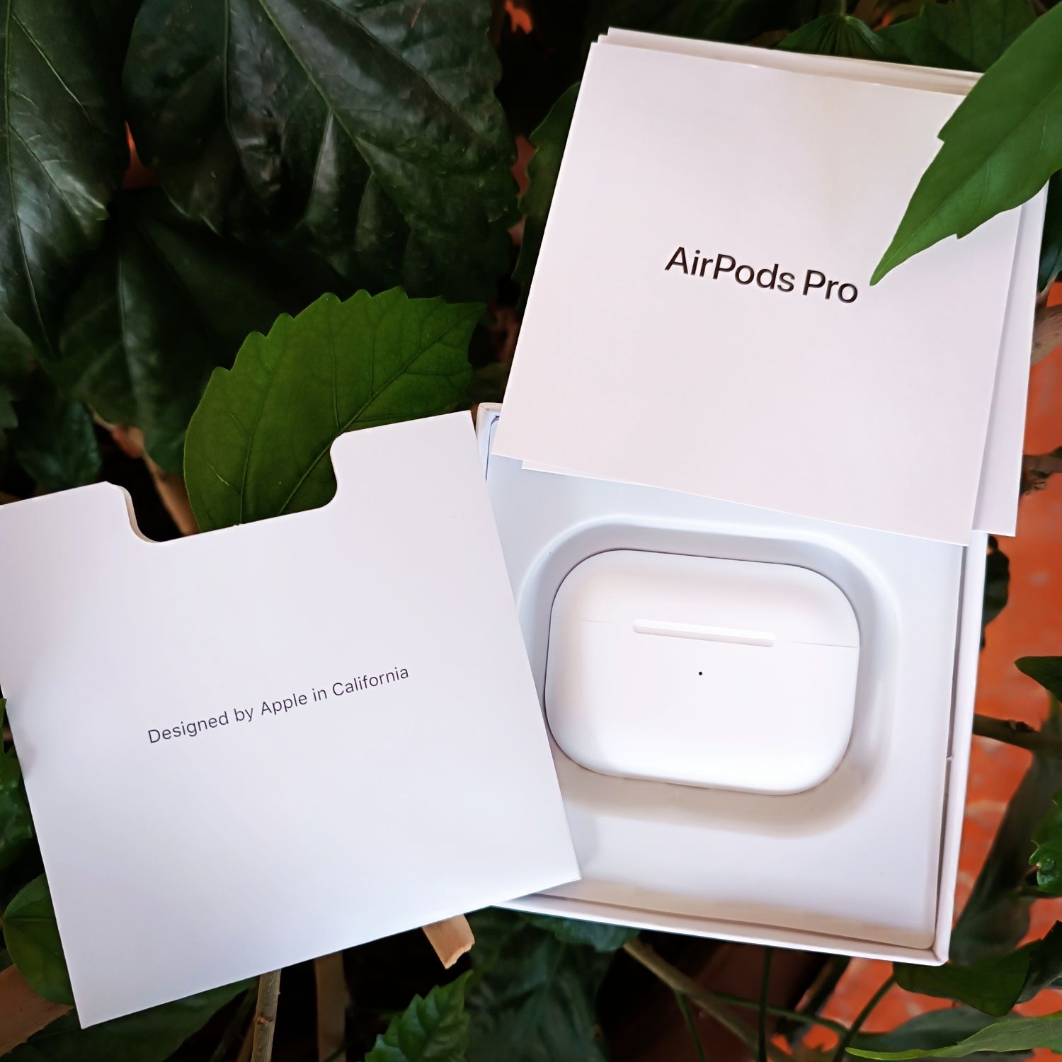 Новые airpods pro + чехол в подарок