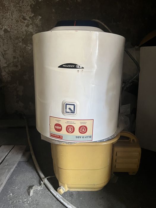 Водонагреватель Arisron