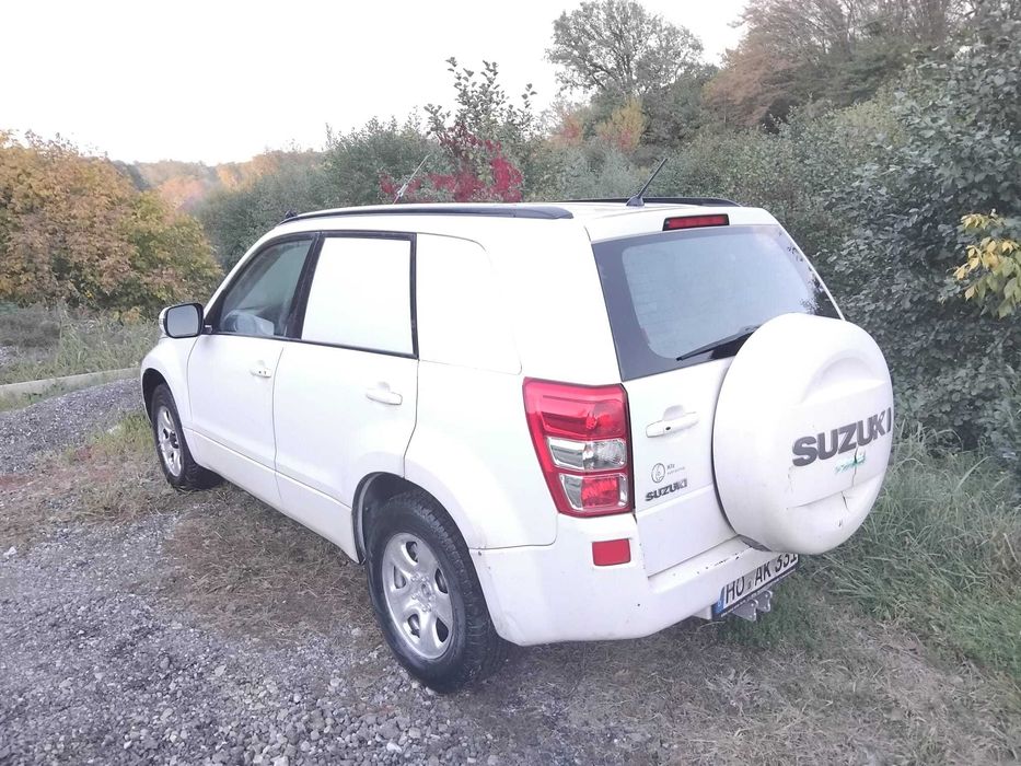 Suzuki Grand Vitara 1.9 diesel 4x4 klima an 2010 recent adusa