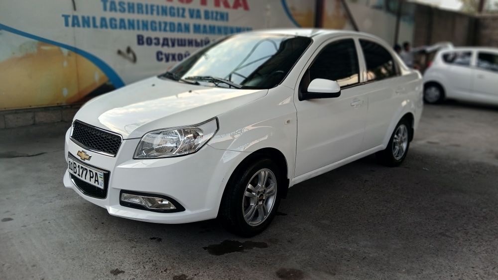 Nexia 3 2017  xolati zor olasiz mazaqlib minasiz