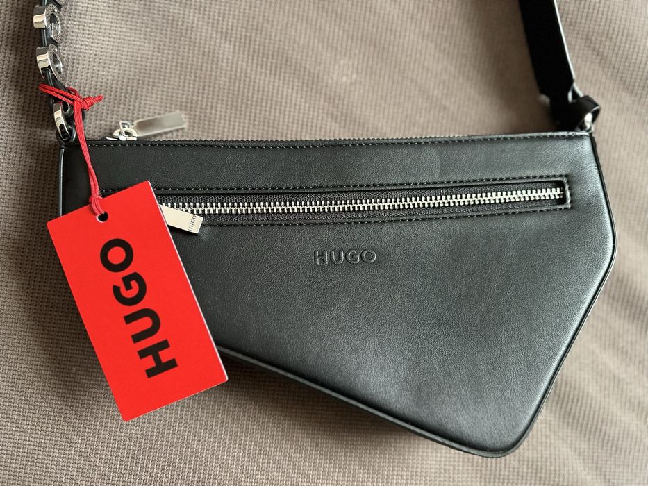 Дамска чанта - HUGO BOSS Mel Saddle R.