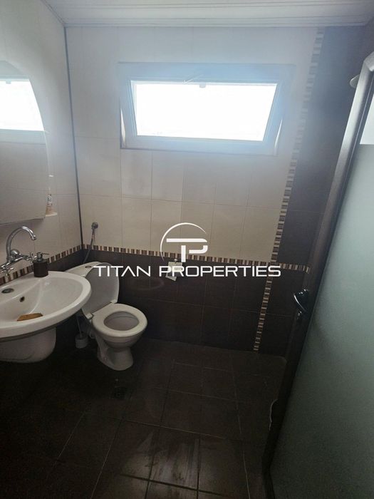 Дава се под наем Къща в Бургас, Долно Езерово - 140 кв.м за 765 € - Снимка #12