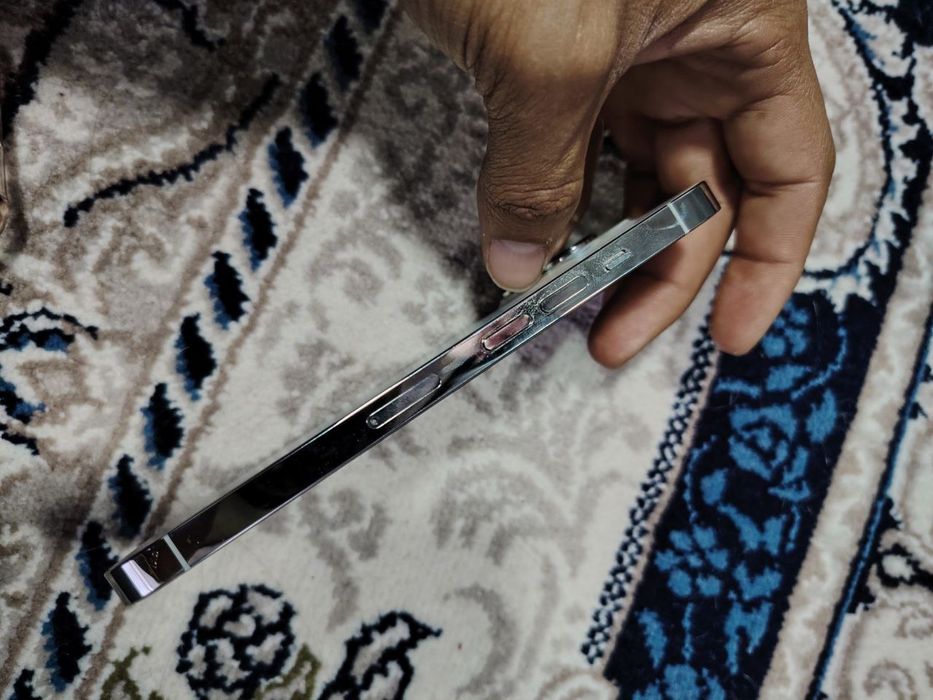 iphoni 13 pro xolati idyal