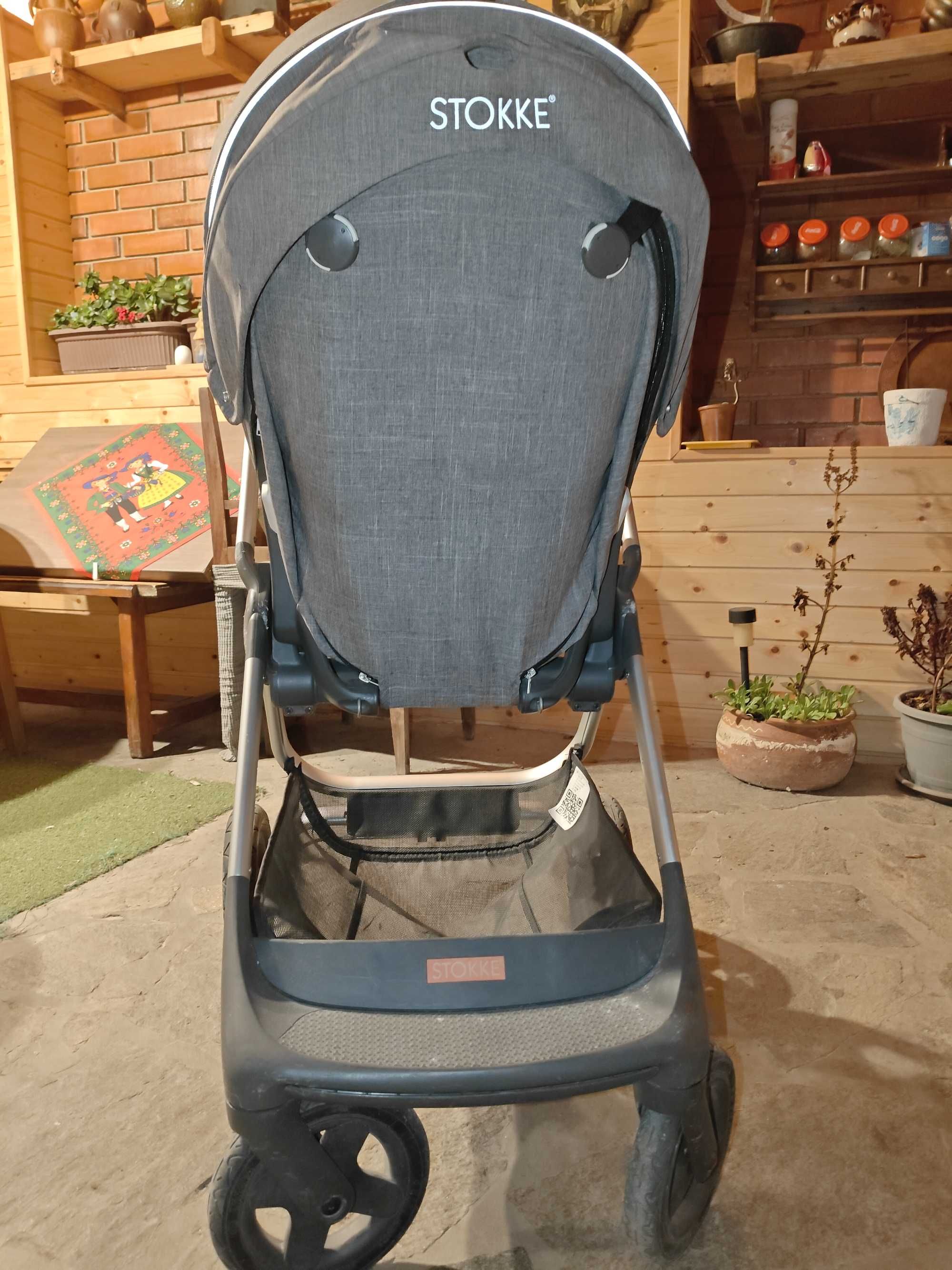 Бебешка количка Stokke