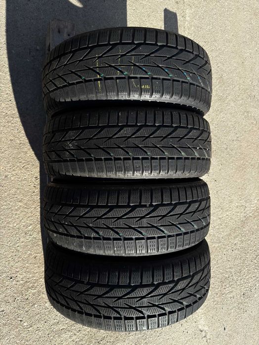 Anvelope 185/55R15 Toyo Iarna M+S