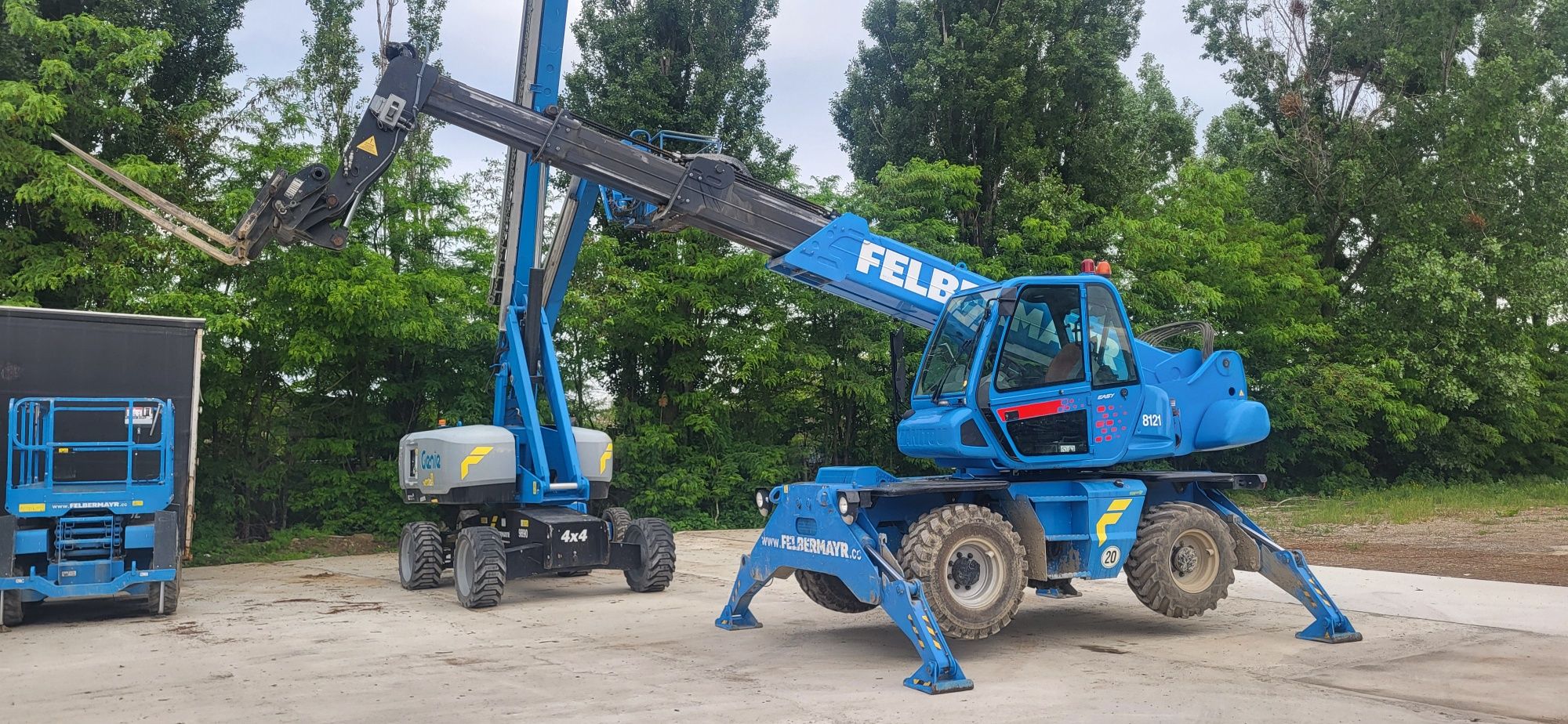 Închiriez Manitou rotativ, încarcator telescopic ,telehandler