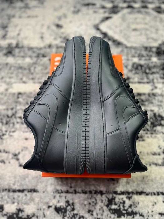 Nike Air Force 1 Low '07 Black R.38.5