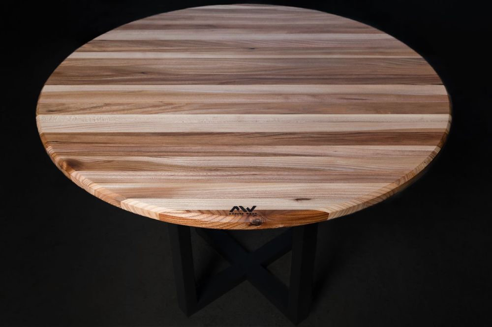 Masă rotundă din lemn de ulm
