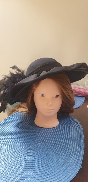 Palarie  neagră vintage