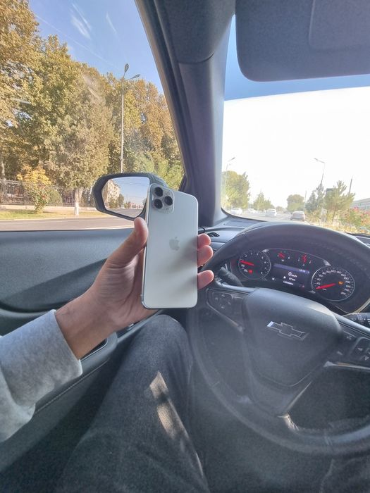 Iphone 11 pro radnoy 74batari