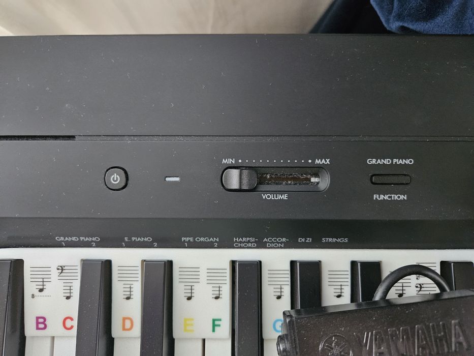 Yamaha Digital Piano P-145