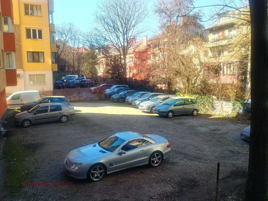 Продава 4-СТАЕН
град София, Оборище