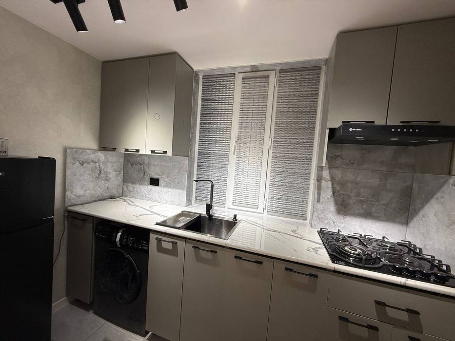 Продается 2 ком квартира 1 этаж