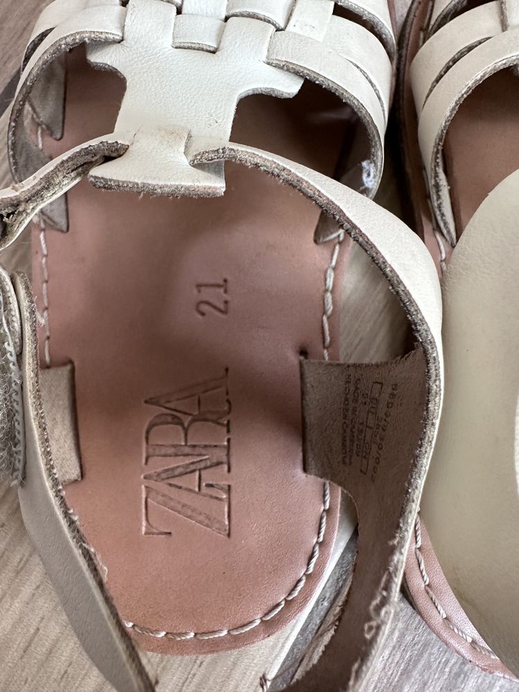 Sandale piele Zara mărimea 21