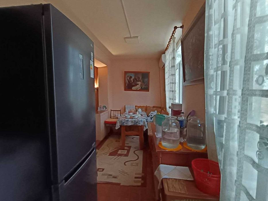 Продается 2-х комнатная кв, Чирчик 4-мкр