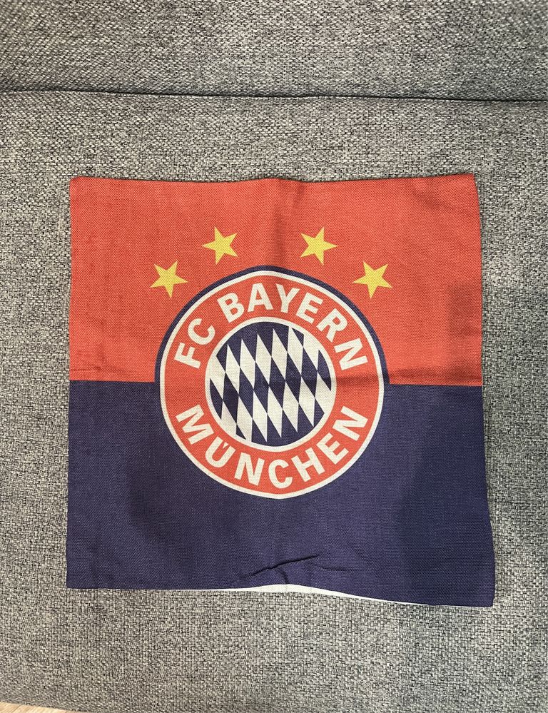 Чехол для подушки FC Bayern