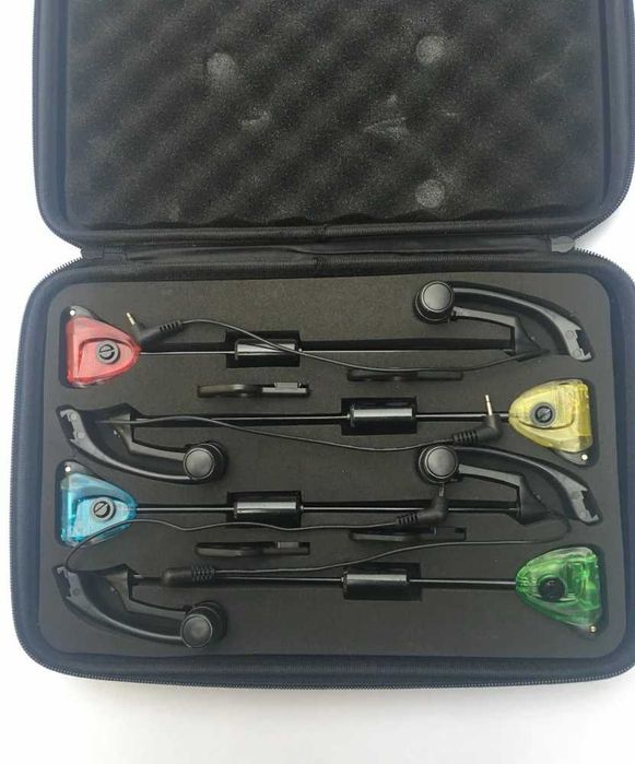 Set 4 Swingeri MKM3 cu Iluminare si Penar Transport Model FL