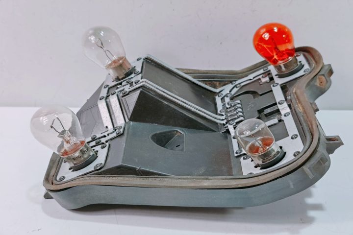 Soclu Stop Stanga  20200751LH Fiat Linea prima generatie