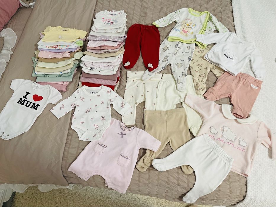 Lot hainute bebe 0-3 luni 16 bucati